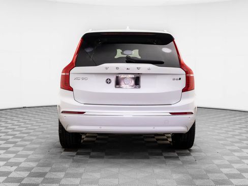 Used 2024 Volvo XC90 B6 Ultimate w/ Protection Package image 4