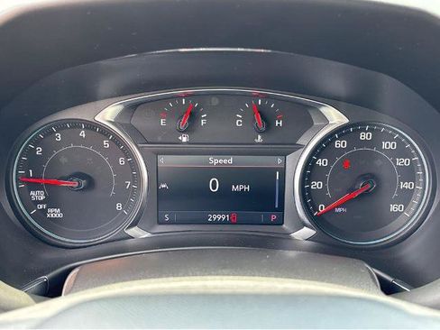 Used 2024 Chevrolet Equinox RS AWD/4WD image 3