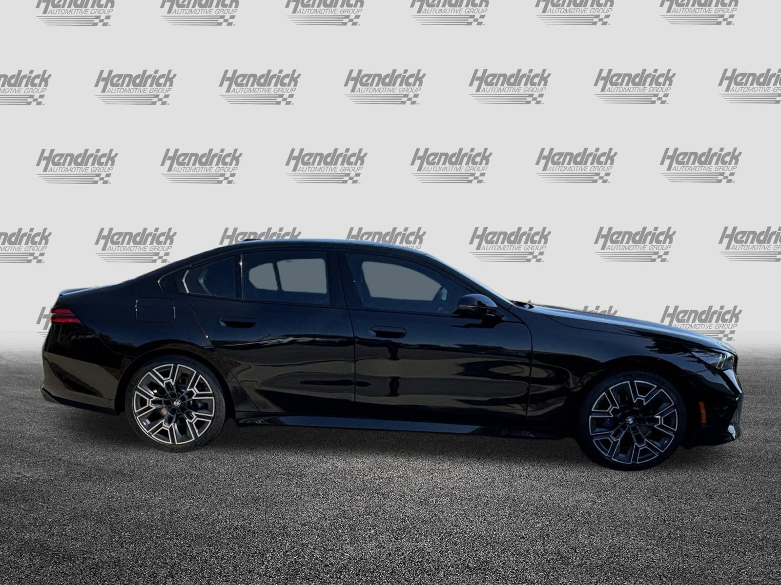 Used 2024 BMW 530i xDrive w/ M Sport Package AWD/4WD image 11