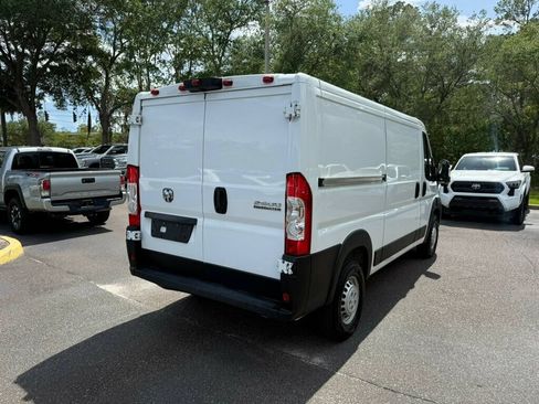 Used 2025 RAM ProMaster 2500 w/ Convenience Group FWD image 9