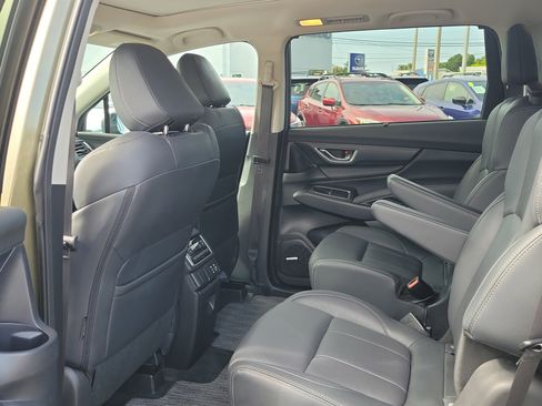 Used 2023 Subaru Ascent Limited w/ Technology Package AWD/4WD image 14