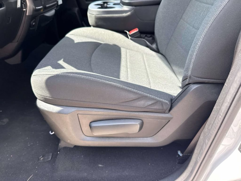 Used 2024 RAM 1500 Warlock RWD image 16