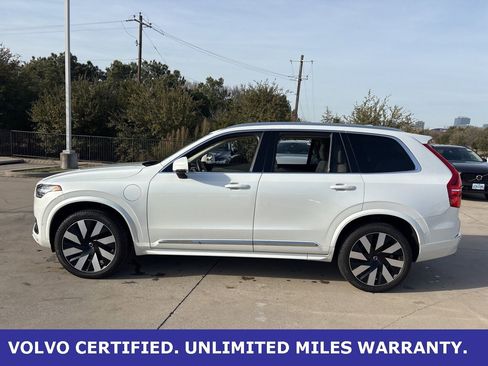 Certified 2024 Volvo XC90 T8 Plus w/ Protection Package Premier image 8