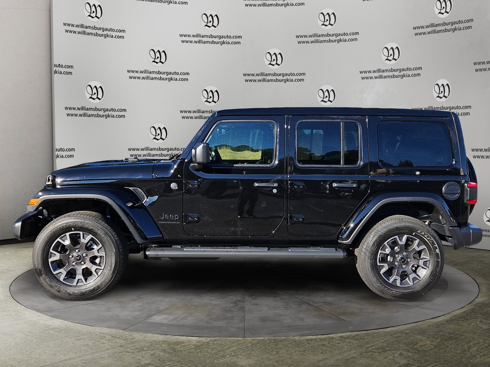 New 2027 Jeep Wrangler Unlimited Sahara AWD/4WD image 2