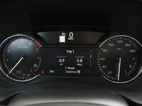 Used 2022 Cadillac XT4 Premium Luxury w/ Enhanced Visibility Package AWD/4WD image 13