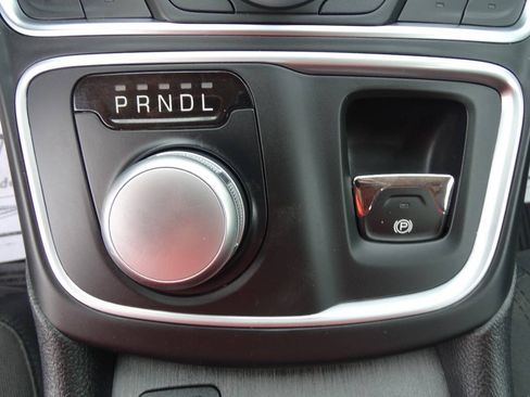 Used 2016 Chrysler 200 Limited Sedan FWD image 25