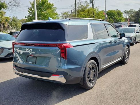 New 2026 Kia Carnival SX image 5