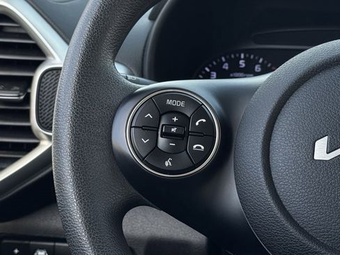Used 2022 Kia Soul LX w/ Technology Package image 14