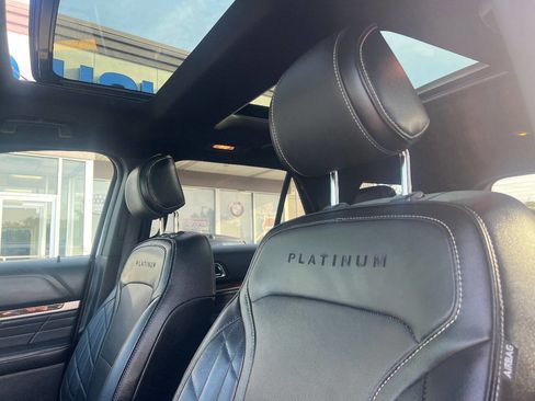 Used 2016 Ford Explorer Platinum AWD/4WD image 19