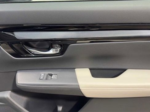 Used 2025 Honda CR-V EX-L image 14
