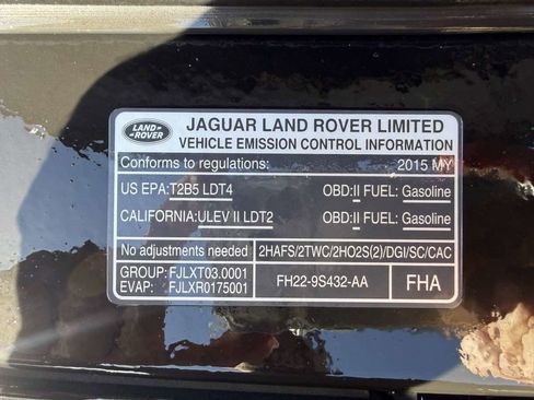 Used 2015 Land Rover LR4 HSE image 23
