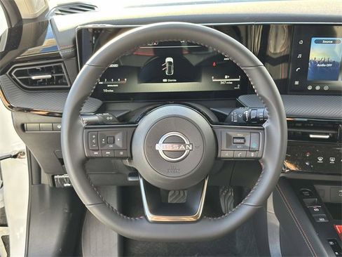 New 2026 Nissan Kicks SR image 18