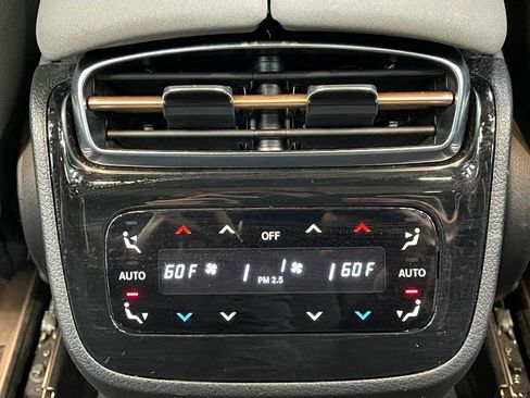 Used 2023 Mercedes-Benz EQS 580 4MATIC SUV image 22