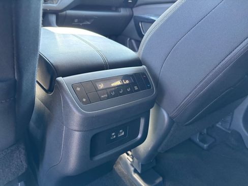 Used 2025 Nissan Pathfinder SV AWD/4WD image 24