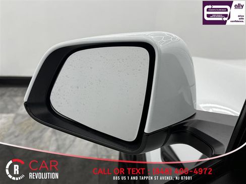 Used 2020 Tesla Model Y Performance image 23