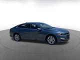 Used 2024 Chevrolet Malibu LT image 2