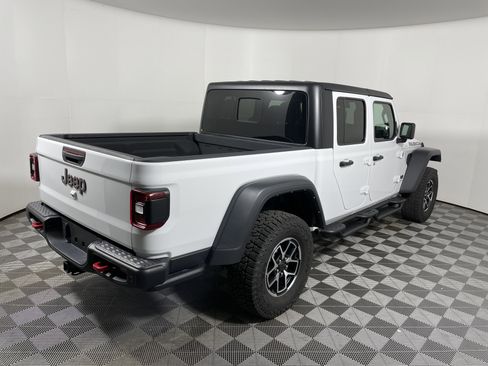Used 2024 Jeep Gladiator Rubicon w/ Safety Group image 5