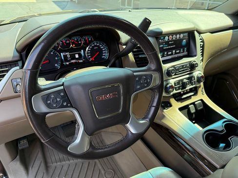 Used 2019 GMC Yukon SLT w/ Premium Edition RWD image 15