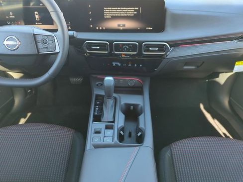 New 2026 Nissan Sentra SR w/ Floor Mat Package FWD image 21