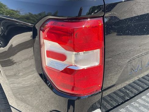 New 2026 Ford Maverick XL AWD/4WD image 10