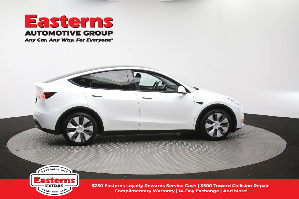 Used 2022 Tesla Model Y Long Range AWD/4WD image 42