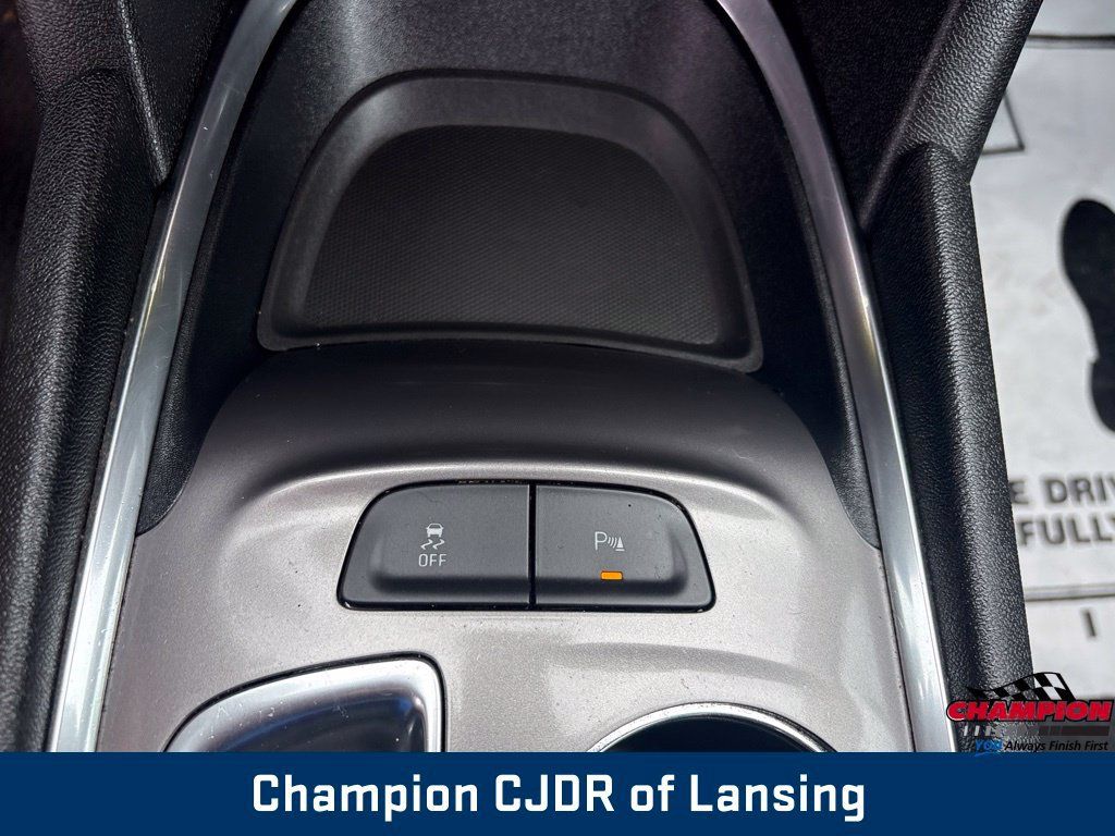Used 2024 Chevrolet Malibu LT FWD image 29