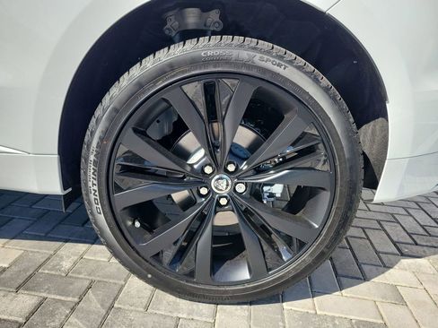 Used 2026 Jaguar F-PACE R-Dynamic S AWD/4WD image 14