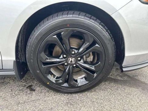 Used 2025 Honda Accord LX image 11