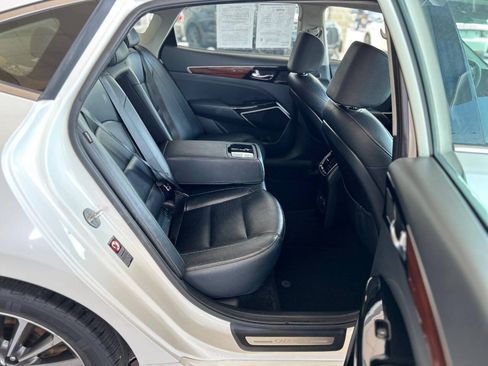 Used 2017 Kia Cadenza Premium FWD image 51