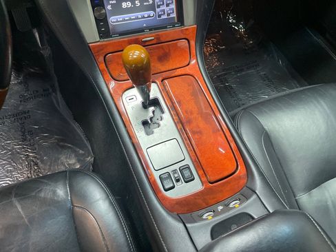 Used 2006 Lexus SC 430 Convertible image 34