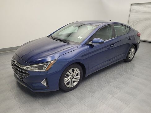 Used 2020 Hyundai Elantra SEL FWD image 2