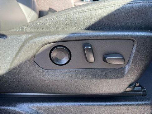 Used 2023 Chevrolet Tahoe LT w/ Luxury Package image 37