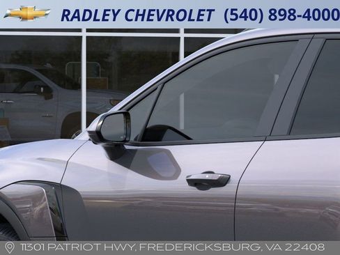 New 2026 Chevrolet Blazer EV LT image 12