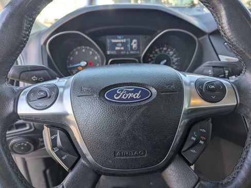 Used 2012 Ford Focus SEL image 19