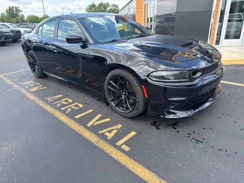 Used 2022 Dodge Charger Scat Pack w/ Daytona Edition Group RWD image 2