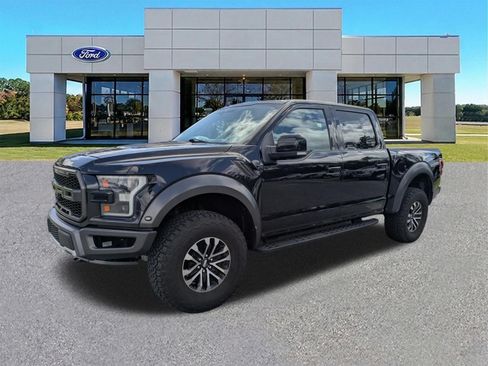 Certified 2020 Ford F150 Raptor w/ Equipment Group 802A Luxury AWD/4WD image 4