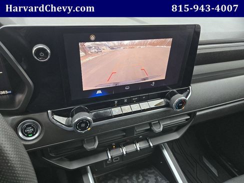 Used 2024 Chevrolet Colorado Trail Boss image 10