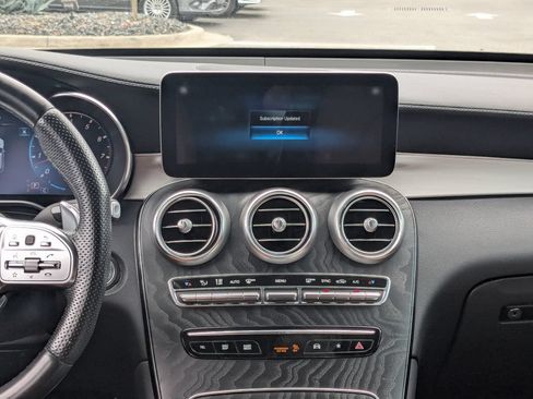 Certified 2022 Mercedes-Benz GLC 43 AMG 4MATIC image 5