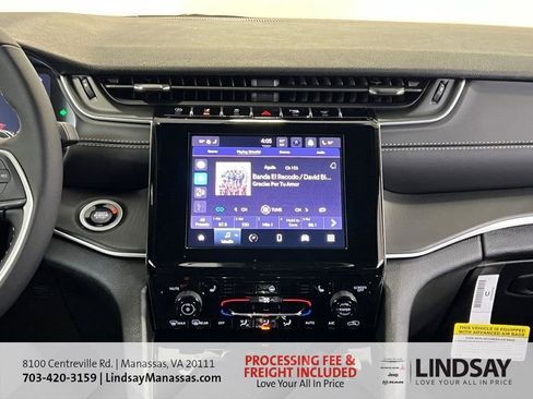 New 2025 Jeep Grand Cherokee Altitude AWD/4WD image 19