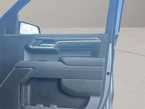 Used 2023 GMC Sierra 1500 Elevation image 16