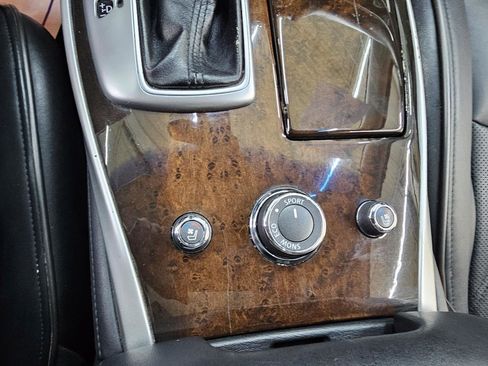 Used 2015 INFINITI QX60 AWD w/ Deluxe Touring Package image 36