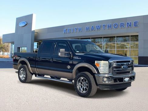 Used 2011 Ford F250 Lariat w/ Lariat Interior Pkg AWD/4WD image 1