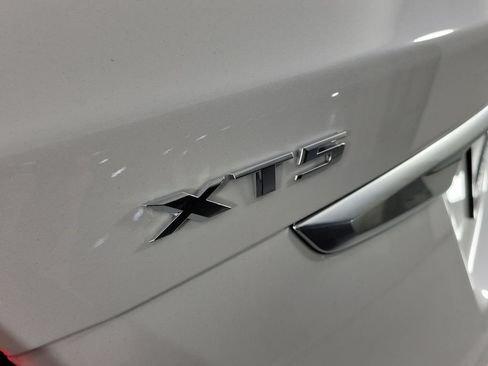 Used 2024 Cadillac XT5 Premium Luxury w/ Technology Package FWD image 5