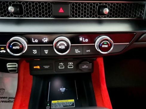 Used 2024 Honda Civic Type R image 31