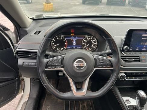 Used 2020 Nissan Altima 2.5 SR AWD/4WD image 16