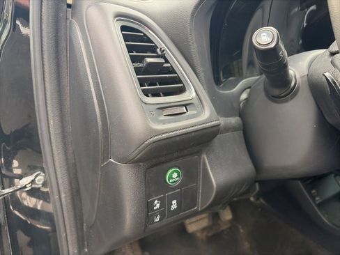 Used 2022 Honda HR-V EX image 15
