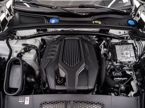 Certified 2026 Porsche Macan AWD/4WD image 29