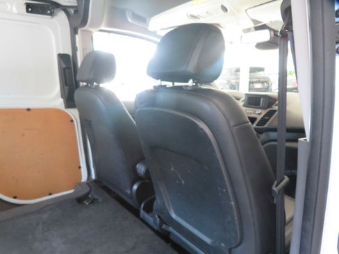 Used 2020 Ford Transit Connect XL image 25
