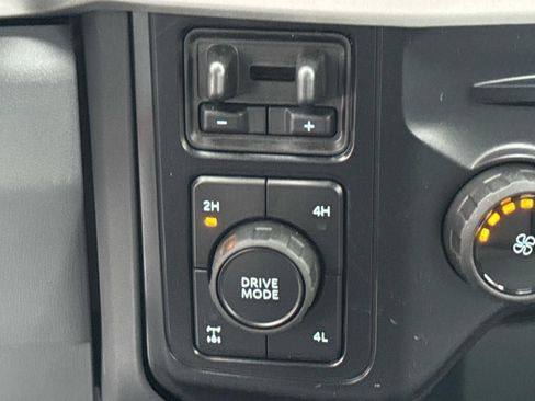 New 2026 Ford F250 XL w/ XL Driver Assist Package AWD/4WD image 17