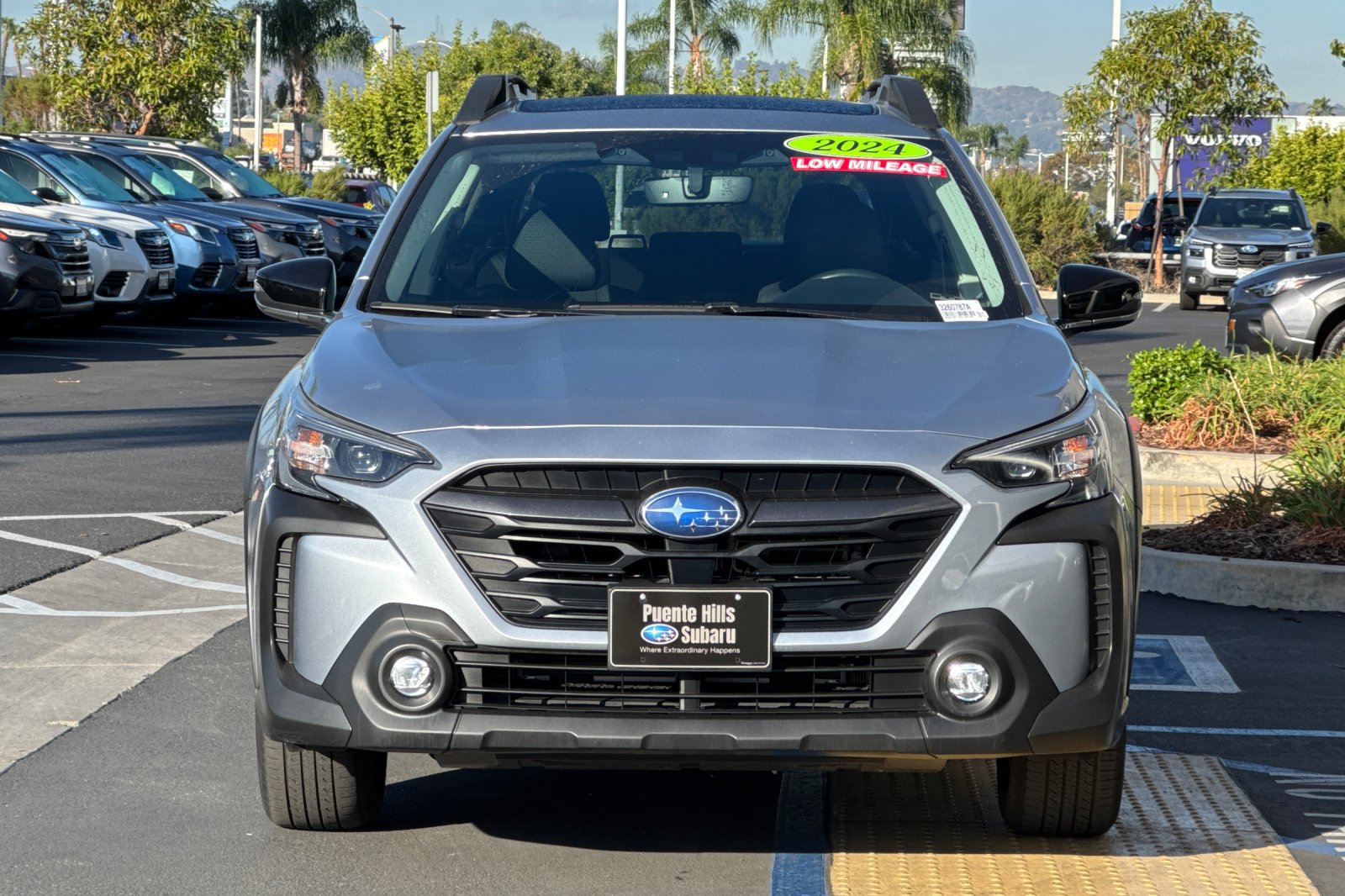 Certified 2024 Subaru Outback Premium w/ Popular Package #1 AWD/4WD image 9